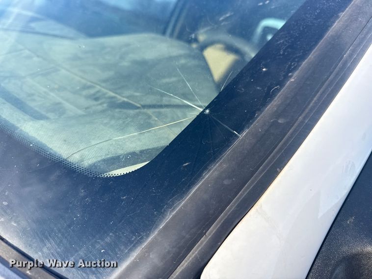 image for item DQ4205 2013 Ford F250 Super Duty Ext. Cab pickup truck