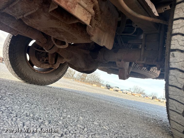 image for item DQ4205 2013 Ford F250 Super Duty Ext. Cab pickup truck