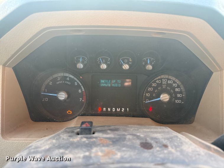 image for item DQ4205 2013 Ford F250 Super Duty Ext. Cab pickup truck