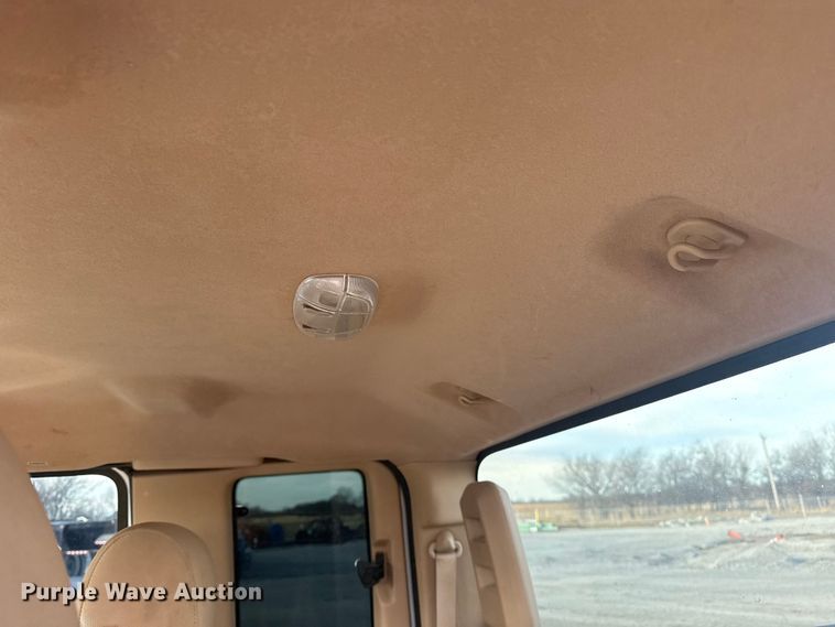 image for item DQ4205 2013 Ford F250 Super Duty Ext. Cab pickup truck