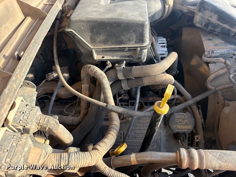 image for item DQ4205 2013 Ford F250 Super Duty Ext. Cab pickup truck