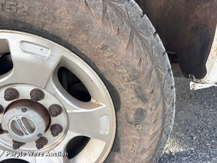 image for item DQ4205 2013 Ford F250 Super Duty Ext. Cab pickup truck