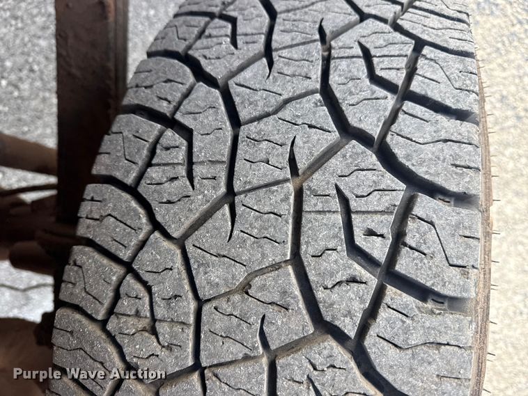 image for item DQ4205 2013 Ford F250 Super Duty Ext. Cab pickup truck