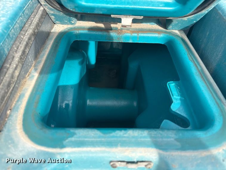 image for item DQ4208 Tennant M20 sweeper