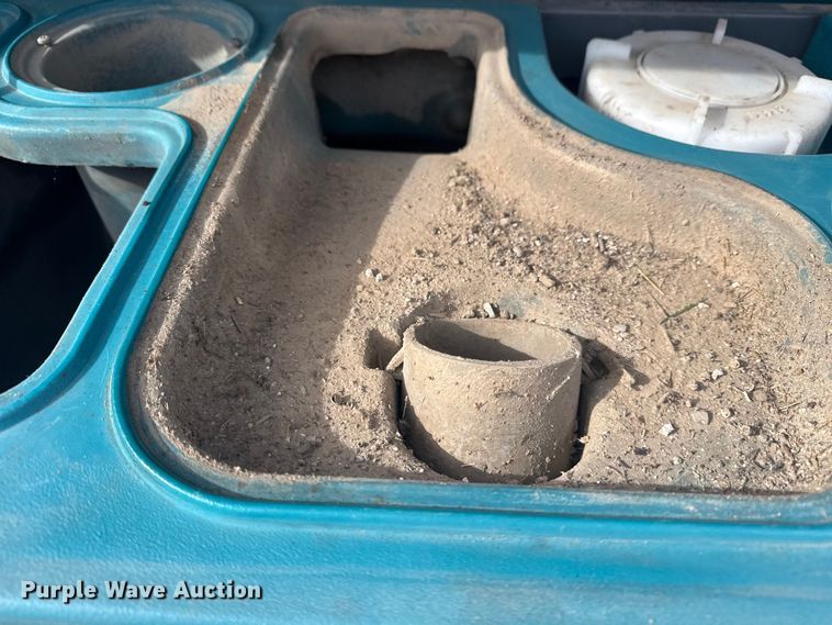 image for item DQ4208 Tennant M20 sweeper