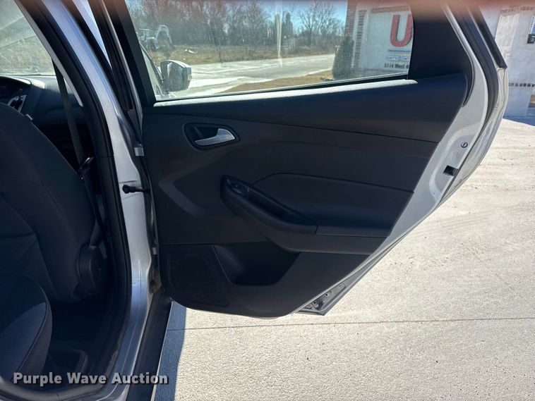 image for item DQ4210 2013 Ford Focus 