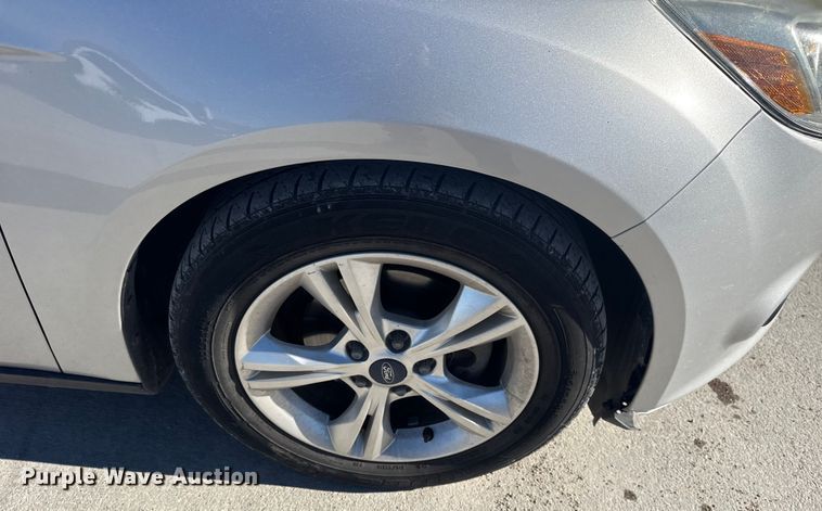 image for item DQ4210 2013 Ford Focus 