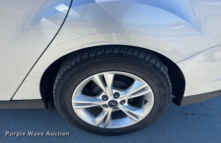 image for item DQ4210 2013 Ford Focus 