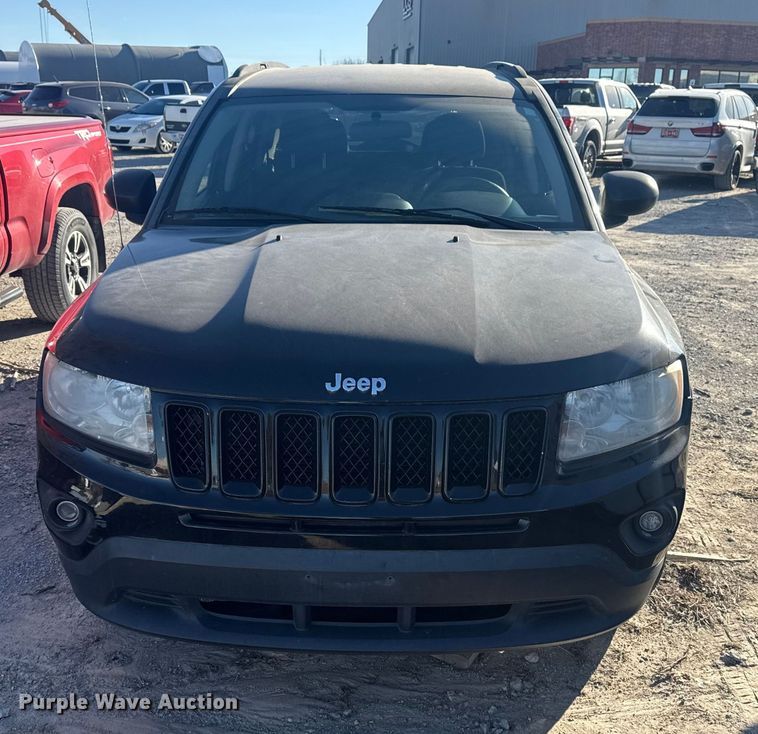 image for item DQ4212 2012 Jeep Compass SUV