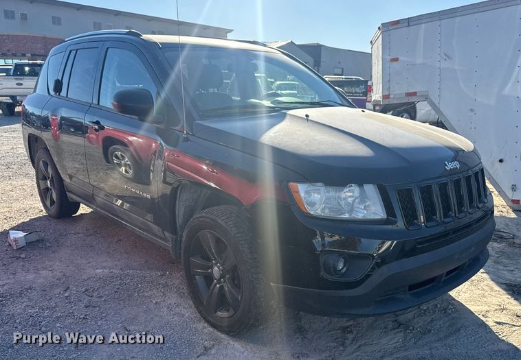image for item DQ4212 2012 Jeep Compass SUV