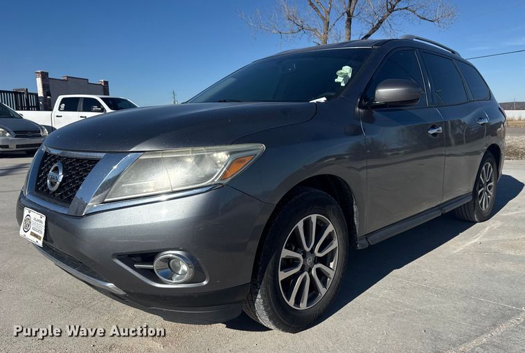 image for item DQ4213 2016 Nissan Pathfinder SUV