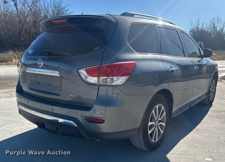 image for item DQ4213 2016 Nissan Pathfinder SUV