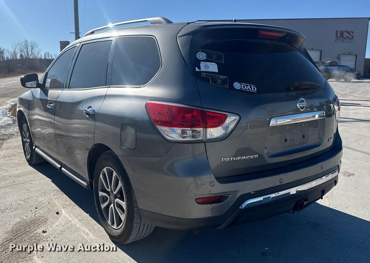 image for item DQ4213 2016 Nissan Pathfinder SUV