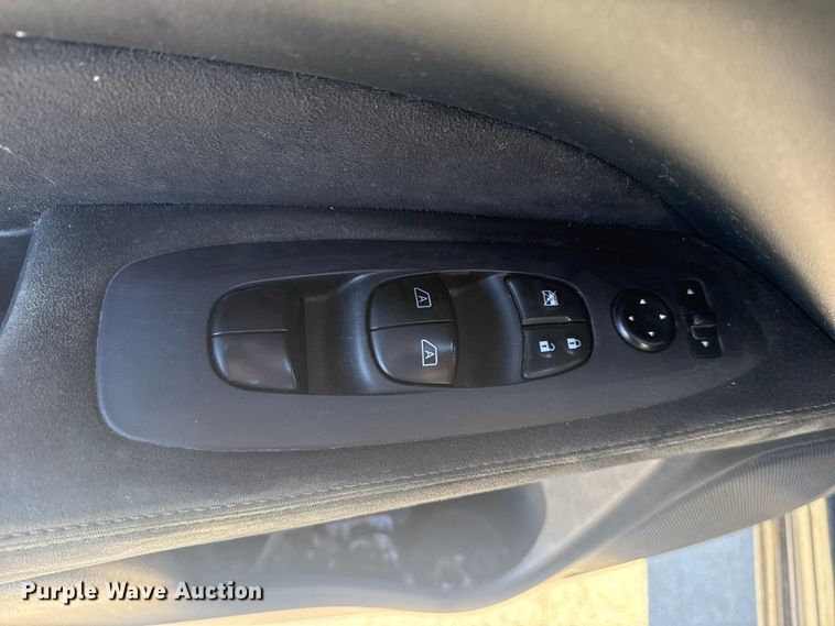 image for item DQ4213 2016 Nissan Pathfinder SUV