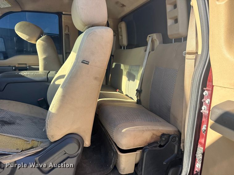 image for item DQ4216 2012 Ford F250 Super Duty Ext. Cab pickup truck