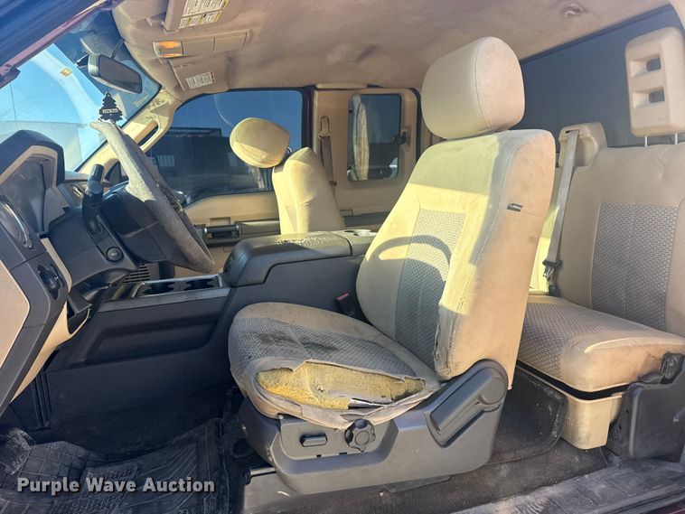 image for item DQ4216 2012 Ford F250 Super Duty Ext. Cab pickup truck
