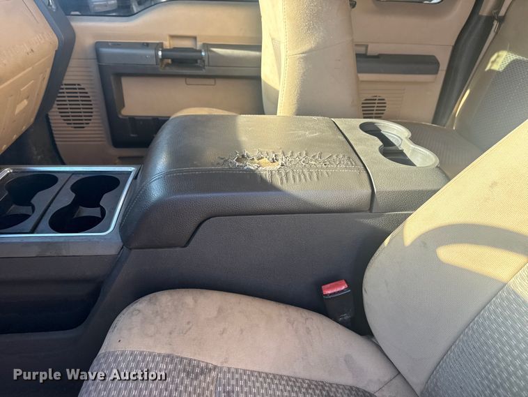 image for item DQ4216 2012 Ford F250 Super Duty Ext. Cab pickup truck