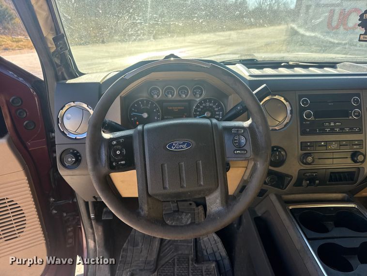 image for item DQ4216 2012 Ford F250 Super Duty Ext. Cab pickup truck