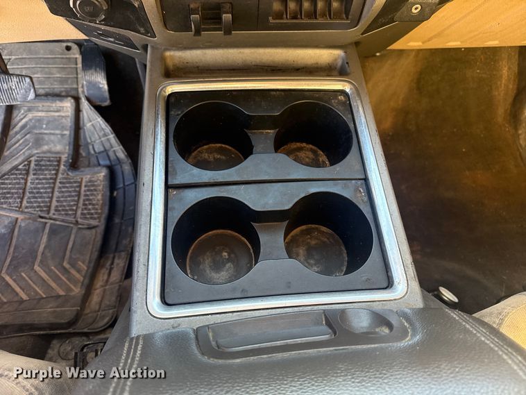 image for item DQ4216 2012 Ford F250 Super Duty Ext. Cab pickup truck