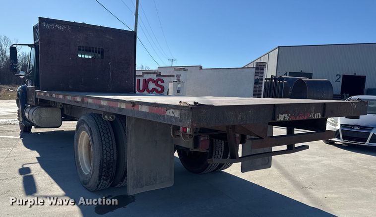 image for item DQ4217 2008 International 4400 flatbed truck