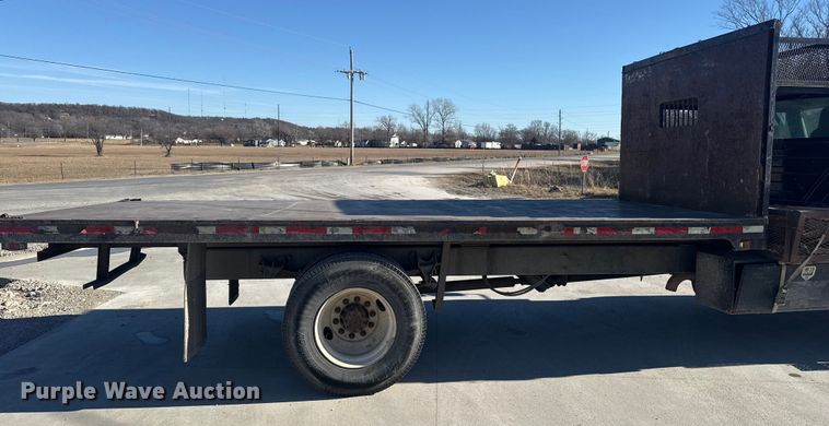 image for item DQ4217 2008 International 4400 flatbed truck