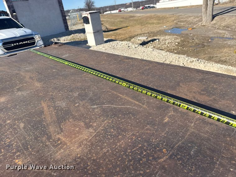 image for item DQ4217 2008 International 4400 flatbed truck