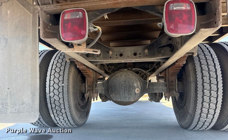 image for item DQ4217 2008 International 4400 flatbed truck