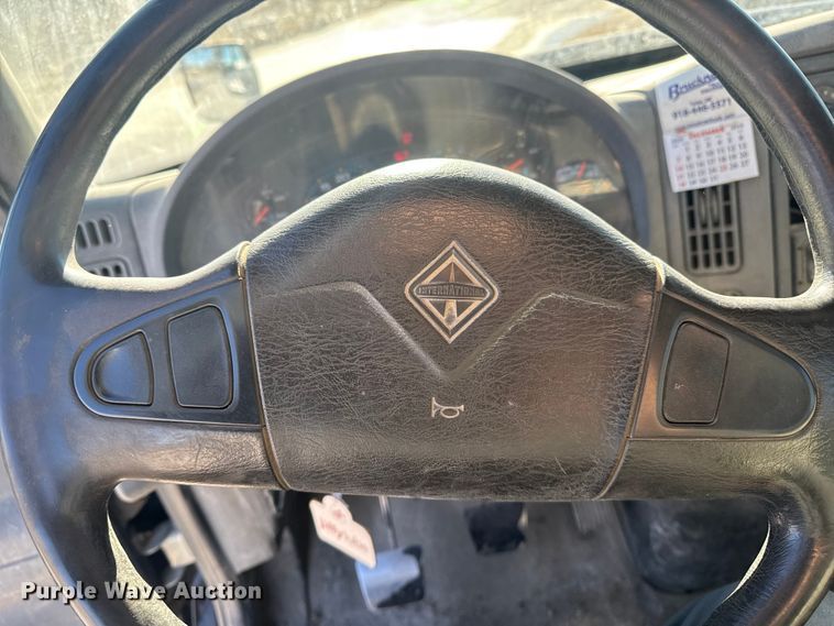 image for item DQ4217 2008 International 4400 flatbed truck