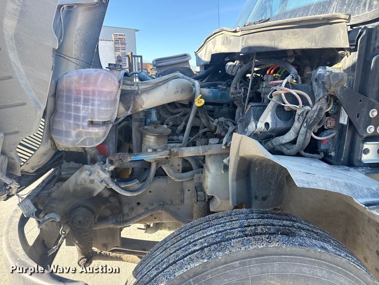 image for item DQ4217 2008 International 4400 flatbed truck