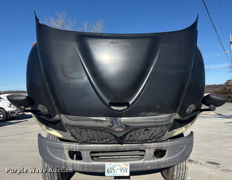 image for item DQ4217 2008 International 4400 flatbed truck