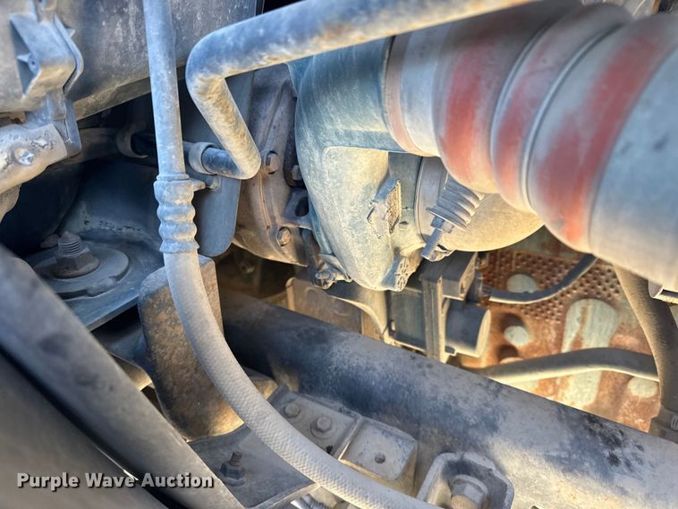 image for item DQ4217 2008 International 4400 flatbed truck