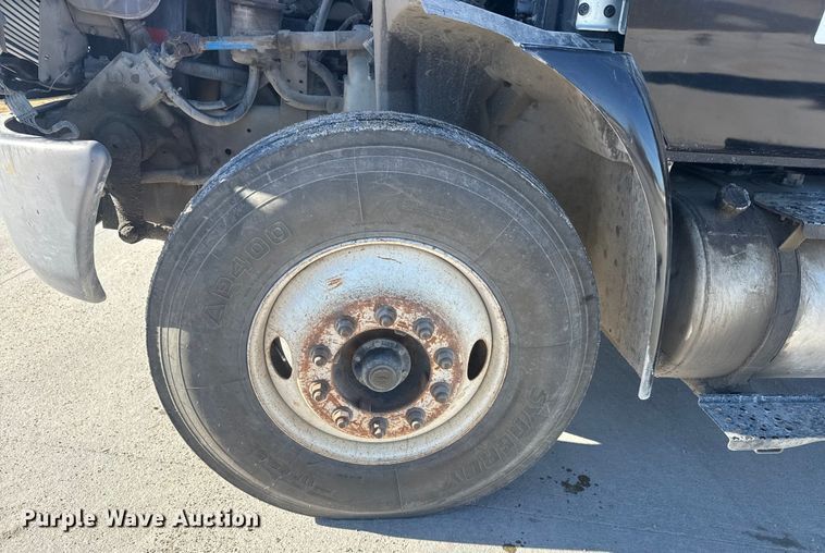 image for item DQ4217 2008 International 4400 flatbed truck