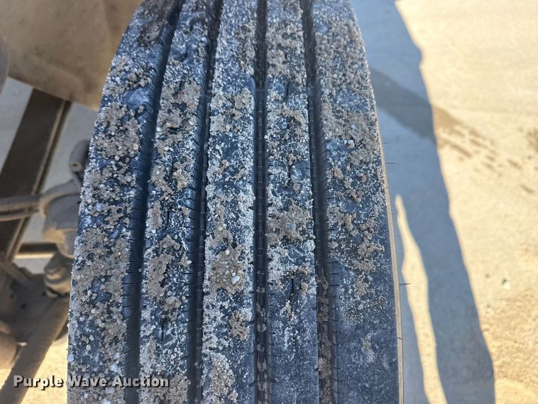 image for item DQ4217 2008 International 4400 flatbed truck