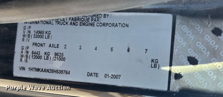 image for item DQ4217 2008 International 4400 flatbed truck