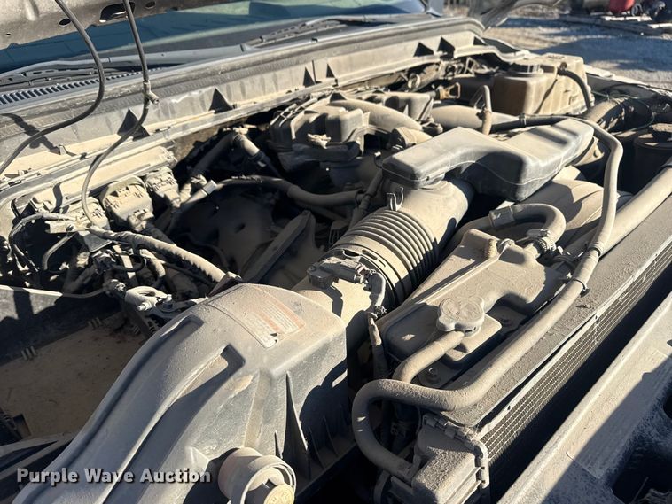 image for item DQ4218 2011 Ford F350 Super Duty Crew Cab flatbed pickup truck