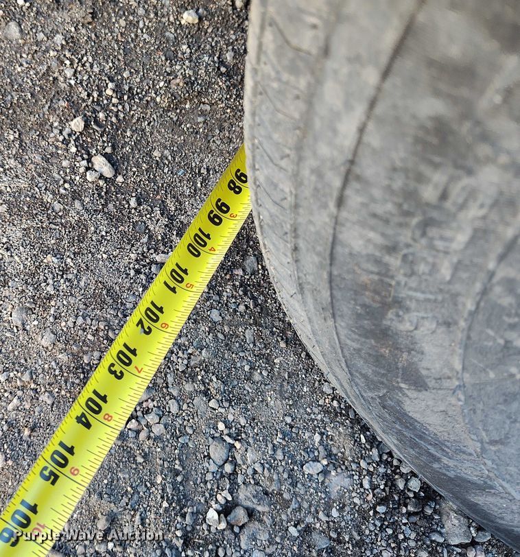 image for item DT0847 2020 Lark United Manufacturing enclosed cargo trailer