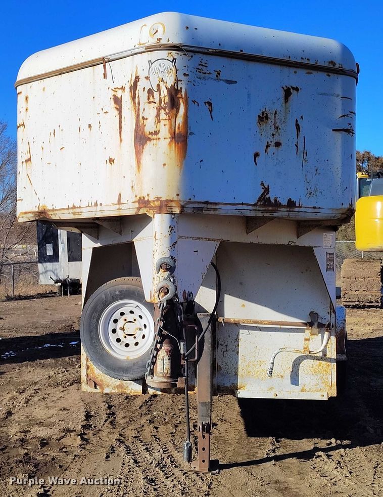 image for item DT0849 1996 W-W enclosed cargo trailer