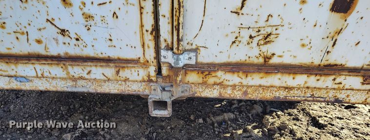 image for item DT0849 1996 W-W enclosed cargo trailer