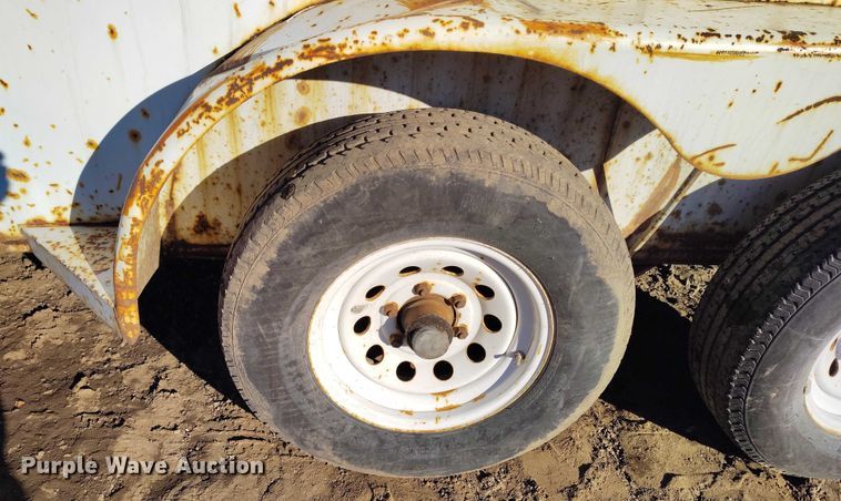 image for item DT0849 1996 W-W enclosed cargo trailer