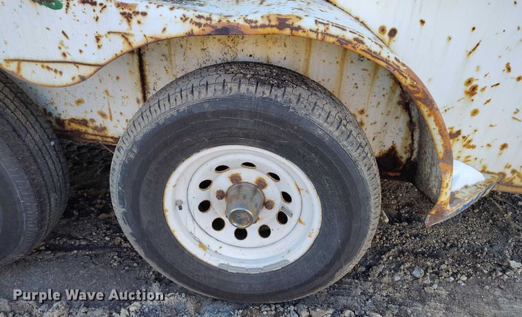 image for item DT0849 1996 W-W enclosed cargo trailer