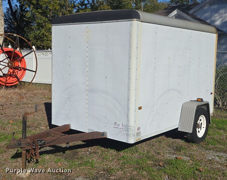 image for item DT5389 1996 Wells Cargo TW101 enclosed cargo trailer