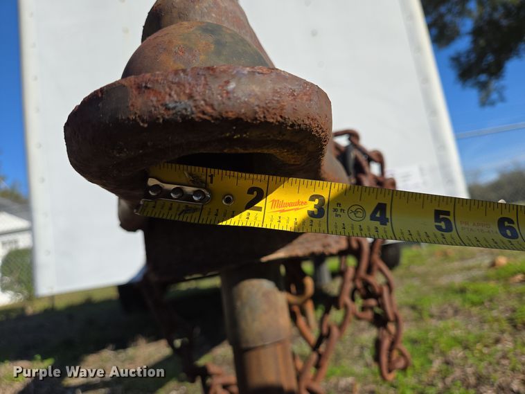 image for item DT5389 1996 Wells Cargo TW101 enclosed cargo trailer