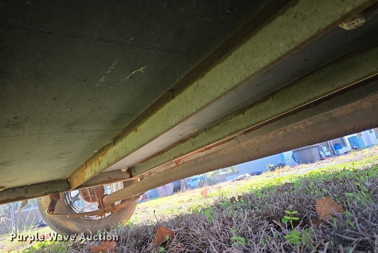 image for item DT5389 1996 Wells Cargo TW101 enclosed cargo trailer