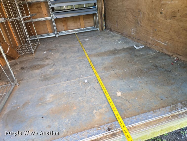 image for item DT5389 1996 Wells Cargo TW101 enclosed cargo trailer