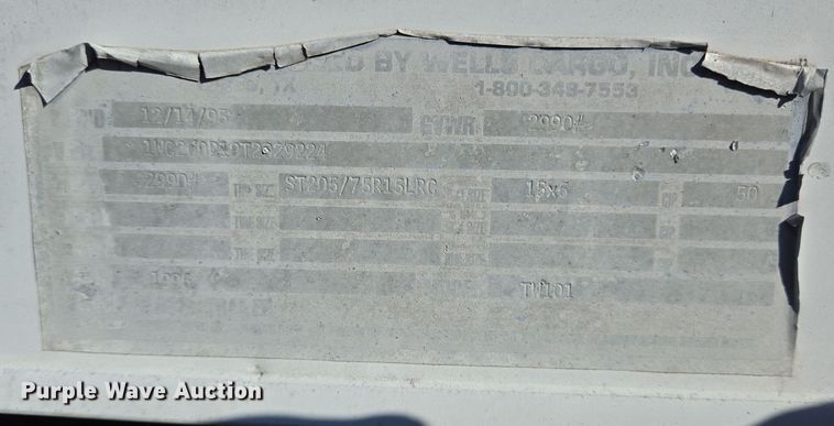 image for item DT5389 1996 Wells Cargo TW101 enclosed cargo trailer