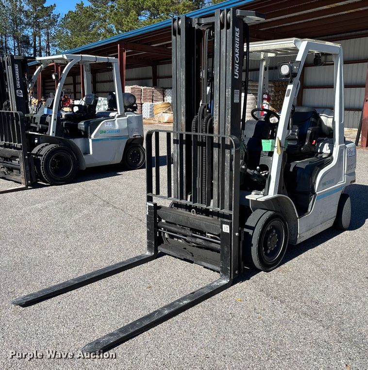 image for item DU0354 2017 UniCarriers PF50 forklift