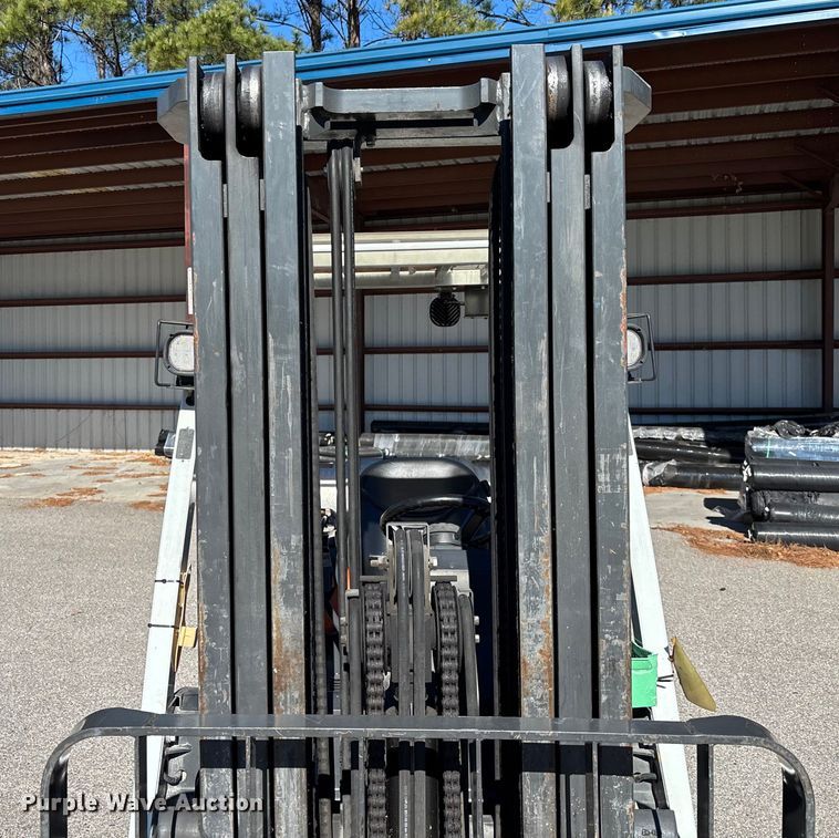 image for item DU0354 2017 UniCarriers PF50 forklift