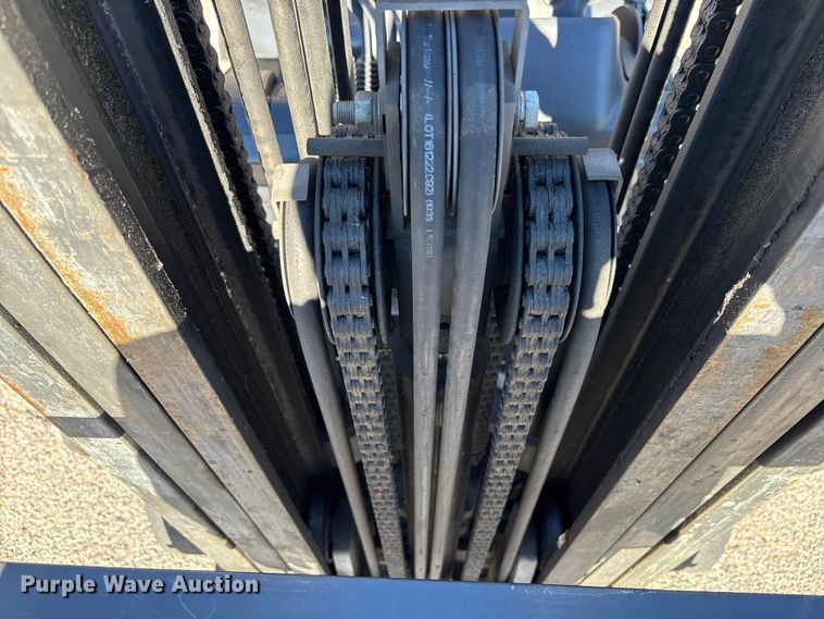 image for item DU0354 2017 UniCarriers PF50 forklift