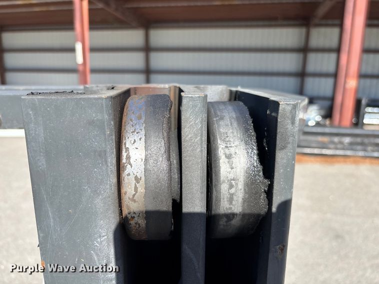 image for item DU0354 2017 UniCarriers PF50 forklift