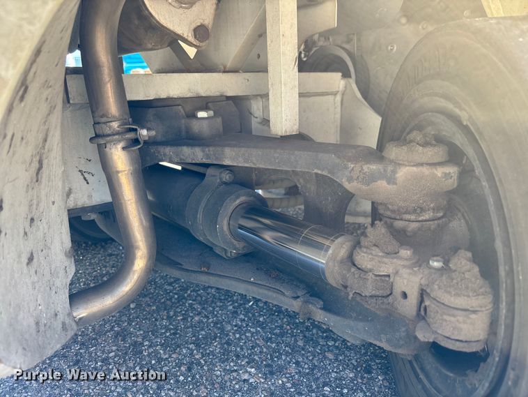 image for item DU0354 2017 UniCarriers PF50 forklift